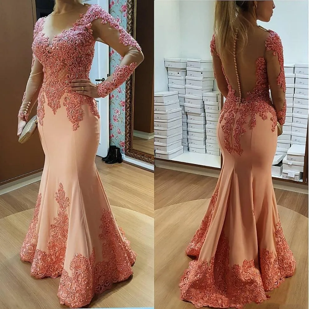 

2019 Sheer Long Sleeves Lace Mermaid Prom Dresses Applique Beaded Floor Length Formal prom gown Evening Dresses With Buttons