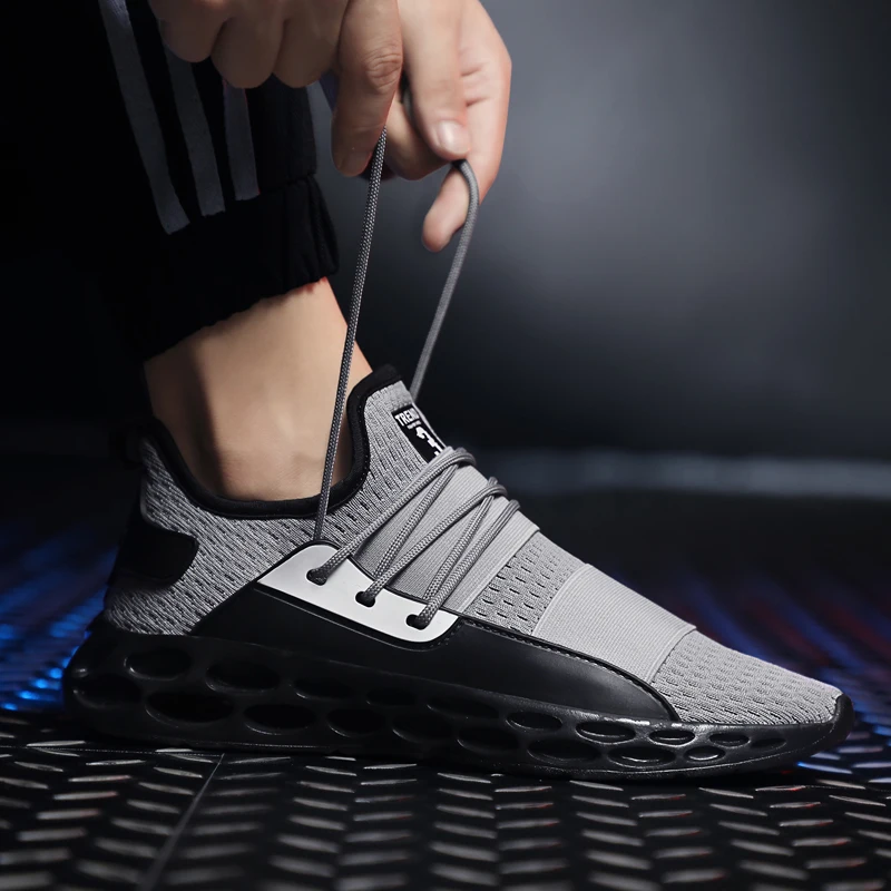 Professional Running Shoes For Men Hollow Sole Netting Shock Absorbing