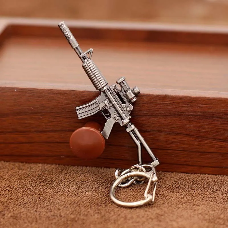 

Retro Mini Rifle Revolver M4A1 Gun Key Chain Metal Weapons Men's Key Chain Hot Game Pendant Keyring Jewelry Cool Souvenirs Gifts