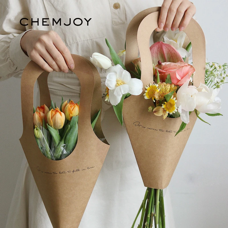 

5Pcs Kraft Paper Bags Flower Box with Handle Bouquet Florist Gift Packing Box Valentine's Day Rose Boxes Rustic Party Decoration