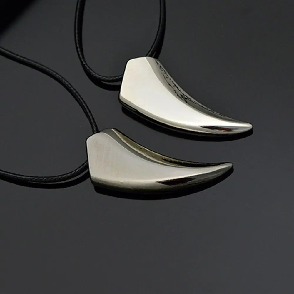 

1PC Fashion Cool Men's Titanium Wolf Tooth Pendant Necklace Trendy Jewelry Gift Alloy Pendants Necklace
