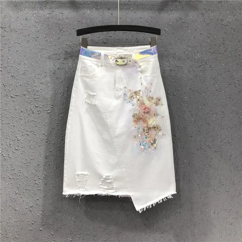

Fashion White Denim Skirts Women Beading Front Hole 3D Flower Skirt with Belt Hip Package Jeans Irregular Skirt Faldas Mujer