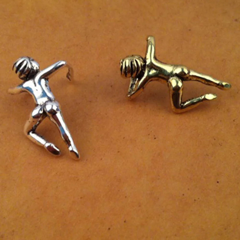 

Hot Sale Fashionable Beautiful No Ear Hole Personality Jewelry Climb Villain Ear Clip On Earring Two Colors Wholesale
