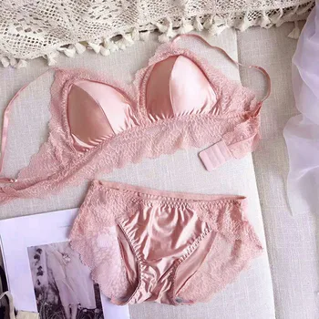 

Women Sexy Wire Free Bra Lace Floral Briefs Underwear Thin Deep V-neck Bra Set Ice Silk Triangle Bra Brief Two-piece Set vintage