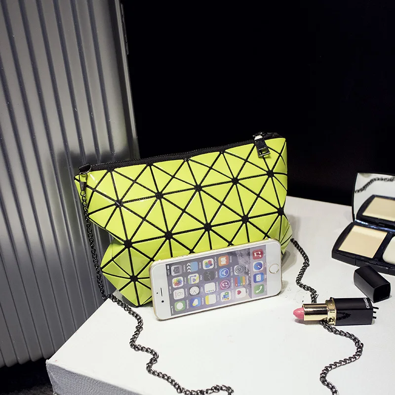 RHYME Korean hot sales Messenger bag chain Lingge black and white geometric mini packet female bag