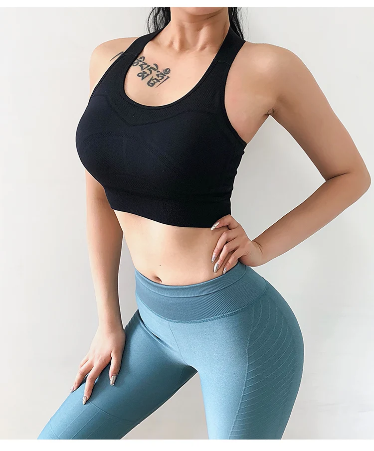 C9