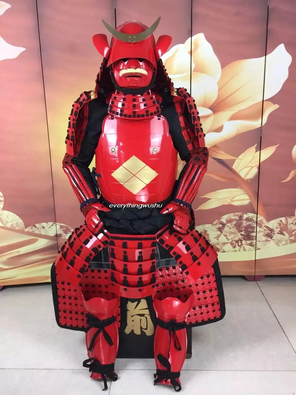 

Japanese Samurai Armors