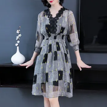 

Lace Stitching Floral Print Plaid Vintage Dress Vestido De Festa V-neck Fashion Women's Dresses Ukraine Stylish Dress Elegant