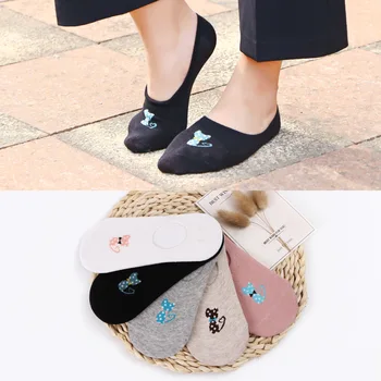 

5 pairs/lot Women Antiskid Sock Slippers Cute Invisible Socks Cotton Summer Non-Slip Boat Socks Cat Image Printed