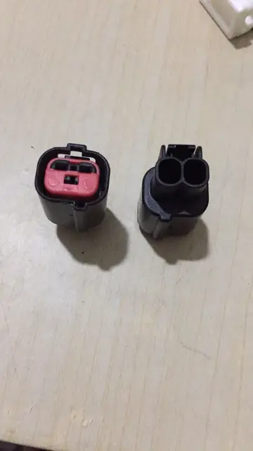 Car Horn wire harness plug connector For Land Rover Discovery Ford