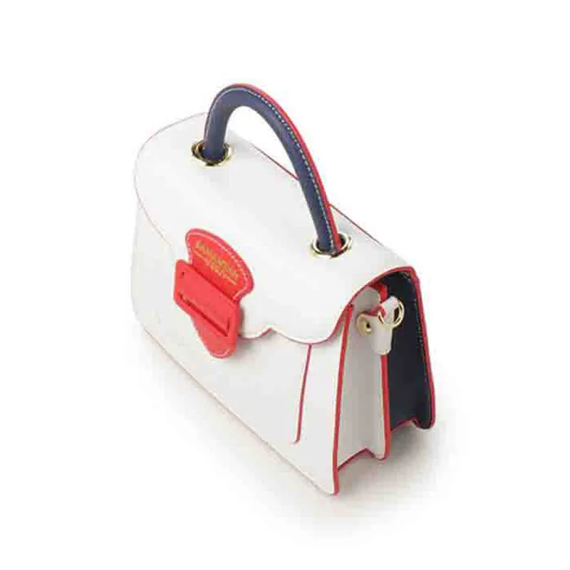 Маленькая сумка с жестким корпусом. Женская сумка жесткой формы. Сумки донна каран интернет. Сумка женская жесткая. Сумка женская 1678b9253 black.