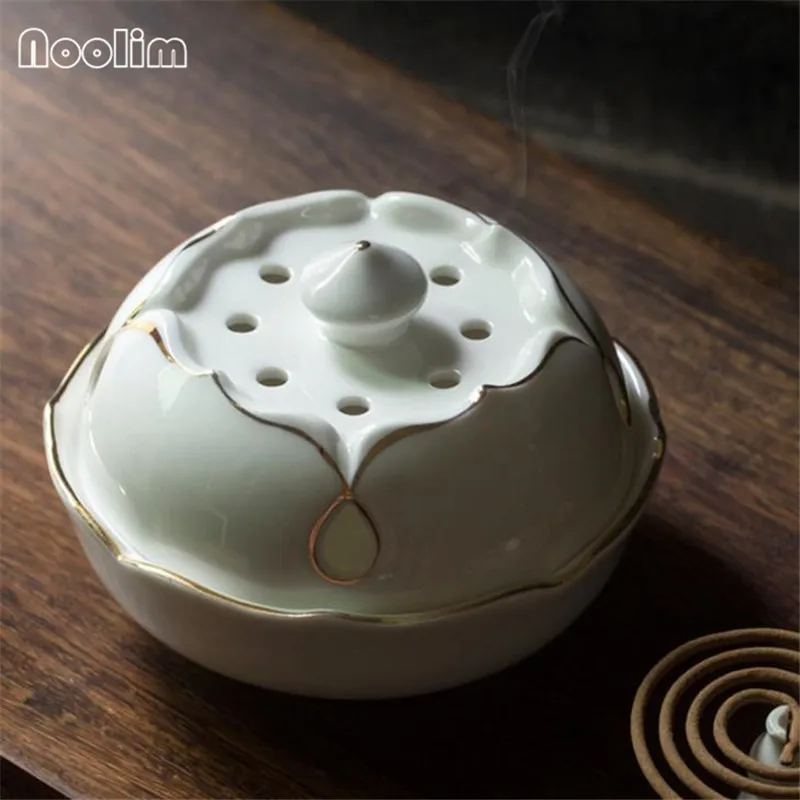 Antique White Lotus Coil Incense Burner With Hollow Cover Gold Edge Stick Holder Home Office Decoration Aroma Censer | Дом и сад