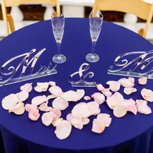 Mr and Mrs Signs, Свадебный декор, табличка настольная для молодоженов, каллиграфия знаки, акрил, свадебное оформление, лазерная резка, золотое украшение, на заказ, настольные знаки