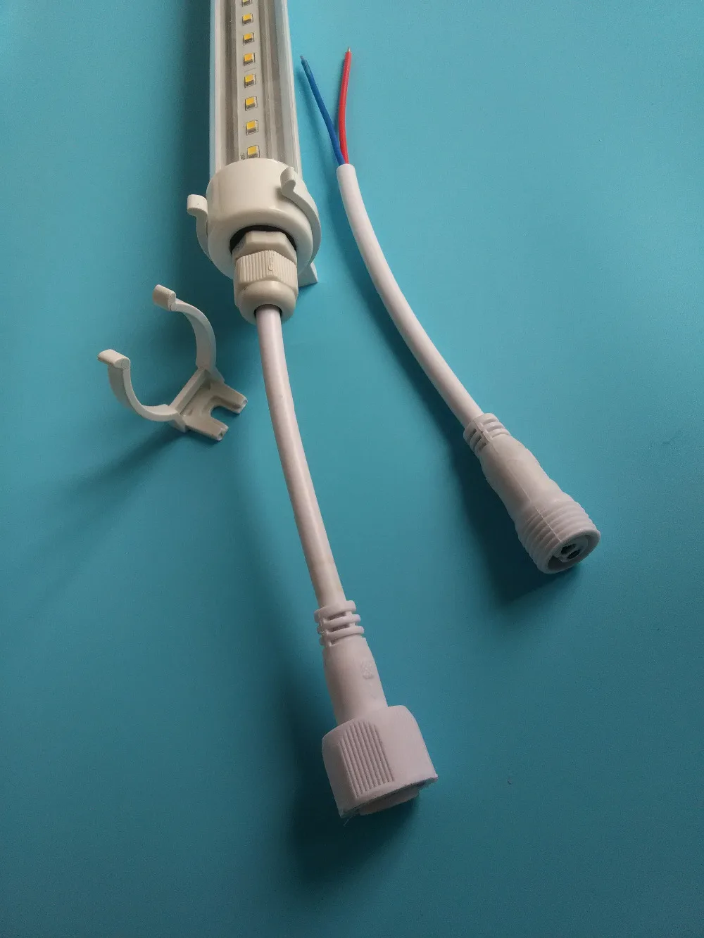 

Free Shipping IP67 waterproof T8 LED tube with waterproof end caps and wire 2ft 3ft 4ft 5ft 8w 12w 18w 22w 3 years warranty