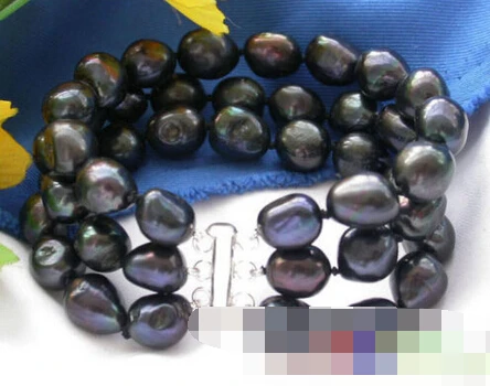 

01113 3ROW BLACK BAROQUE FRESHWATER PEARL BRACELET