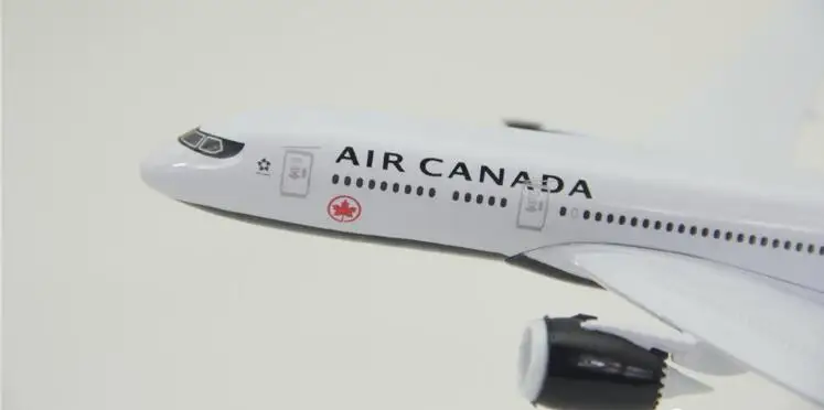 Modelo de avión de 20 CM Modelo de avión Air Canada 787 Modelo de avión 1 300 de Metal Fundido a presión avión de Juguete Regalo de cumpleaños coleccionables