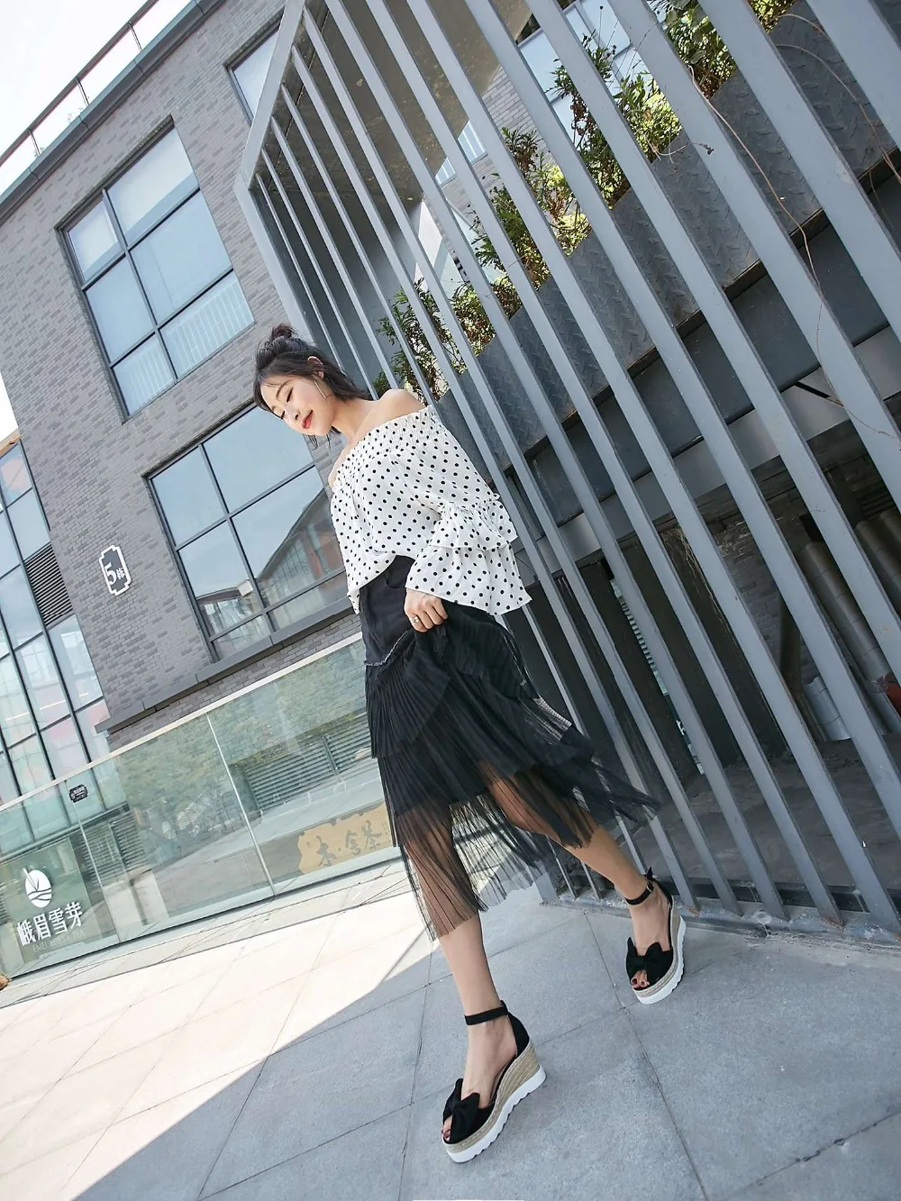 PU2A4593