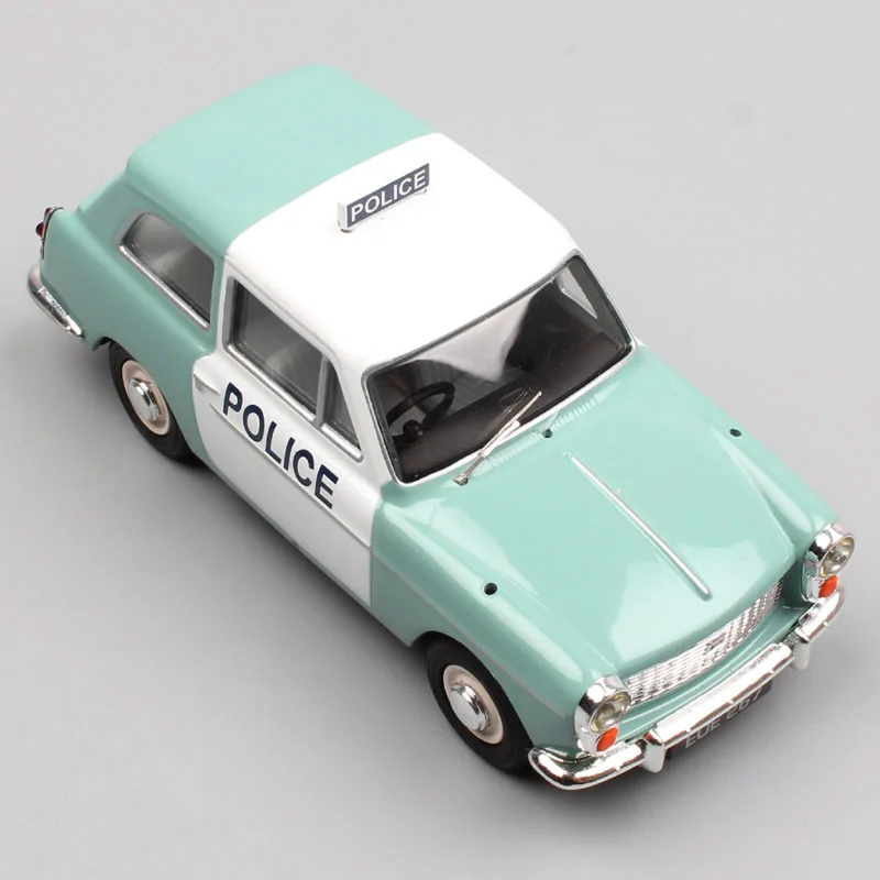 

1/43 Scale small Corgi Vanguard Austin A40 Farina police die-cast automobile vehicle van model toy car for collectors Replicas