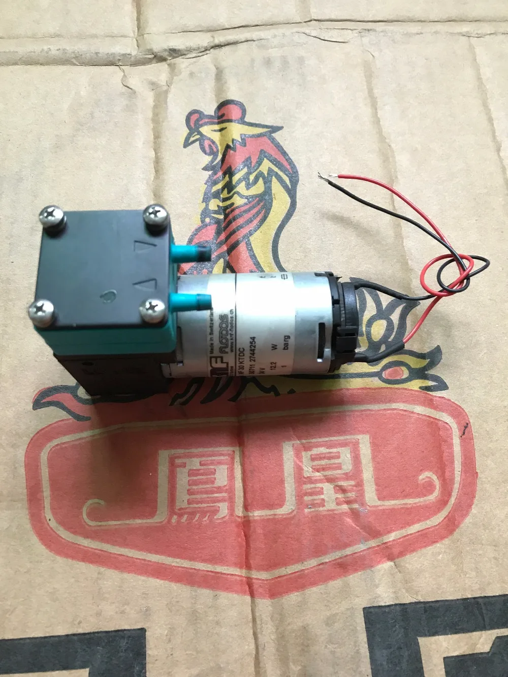 Fast shipping Free shipping KNF NF 30 KTDC Mini Vacuum Pump Diaphragm