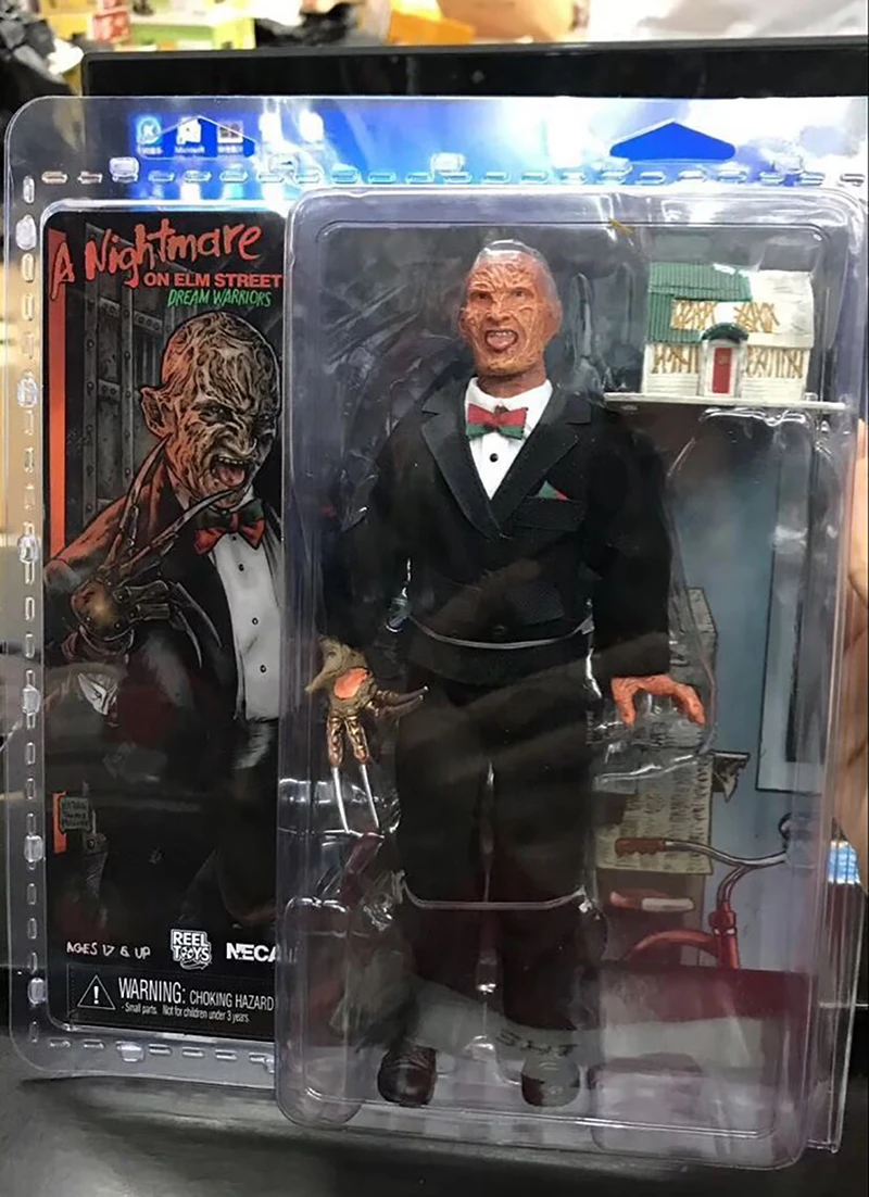 NECA Real Clothes Nightmare on Elm Street Freddy Krueger With LED PVC Action Figure Toys Dolls Halloween Christmas Gift (3)