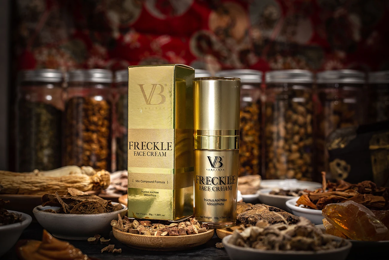 VEBEIBEE веснушки крем для лица Смешанная составная формула устраняет все виды пятен