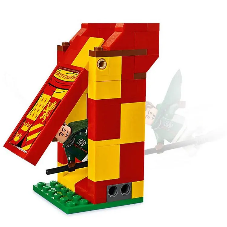 LEGO Harry Potter Quidditch Match 75956 (6)