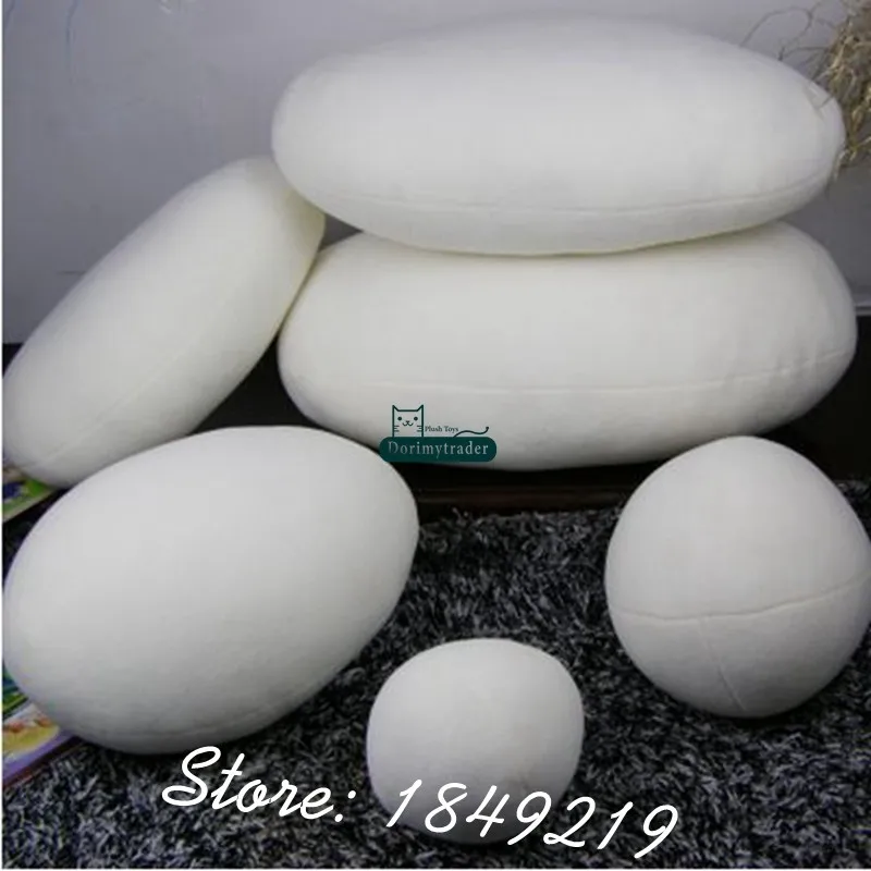 Dorimytrader Fashion DIY Cobblestone Cushion Pillow Roon Decoration Emulational Stone Shape Children Play Toy DY61089(4)