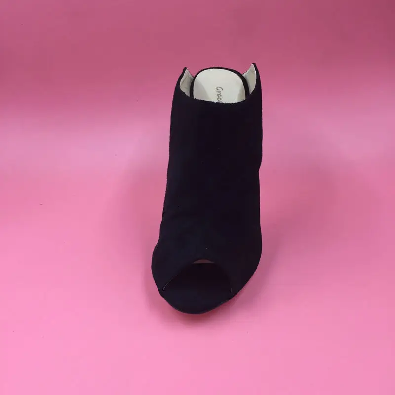 sandals shoes