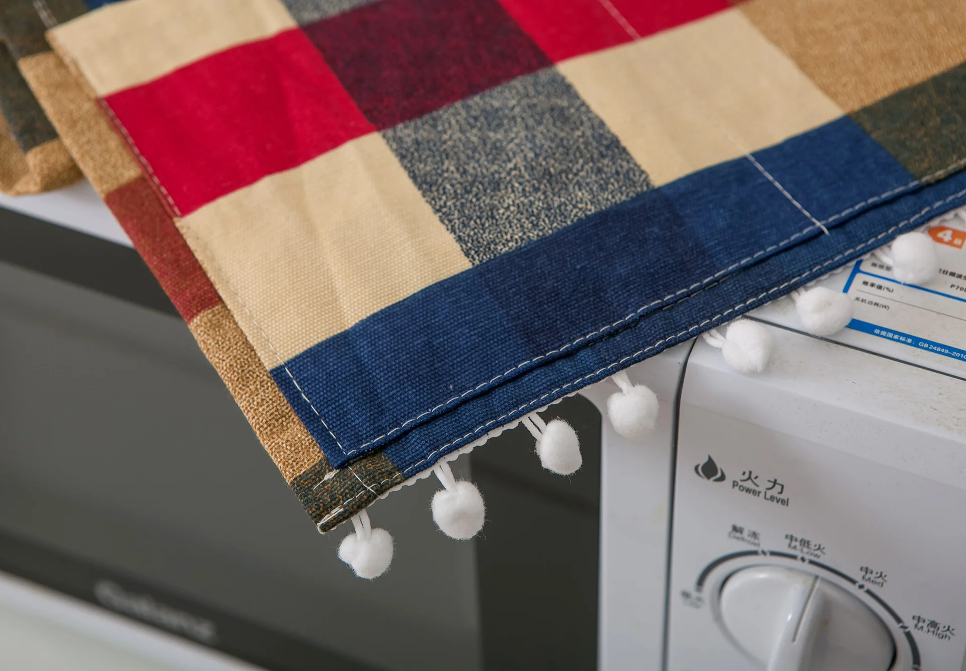 Red and Blue Rice Coarse Microwave Oven