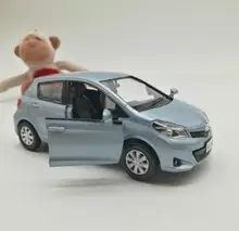 High simulation Toyota Yaris,1: 36 alloy pull back to the car model, metal castings,2 open the door toy vehicle, free shipping