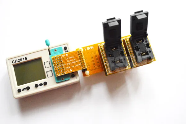 1.8 В низкого напряжения Посвящается! CH2016 программист + 6x8 мм QFN8 адаптер для 1.8 В чип 25Q064 можете написать 2 фишек Off- line программы