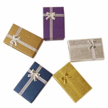 48 шт./партия, разные цвета в произвольном порядке с блестящим бантом, комплекты ювелирных изделий, коробки, бумажное ожерелье с бусинами-кубиками/серьги/Кольцо Подарочная коробка