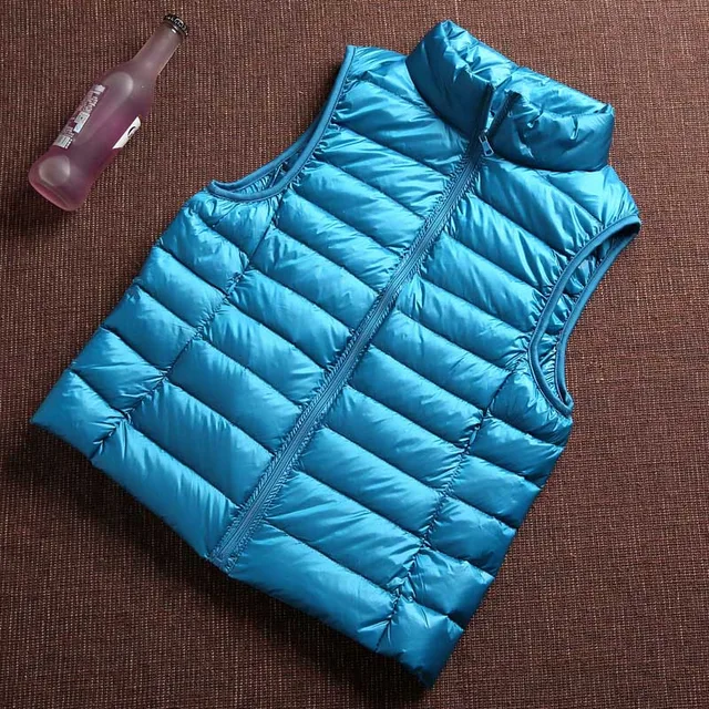 2017New Autumn Women 90% White Duck Down Vest Ultra Light Down Vest Jacket Winter Round Collar Peter Pan Slim Sleeveless Coat 1