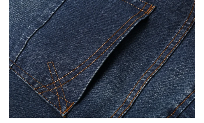 Giordano джинсовые брюки с резиновыми втяжками на поясе и В районе щиколотки,имеется два варианта окраса данной модели
