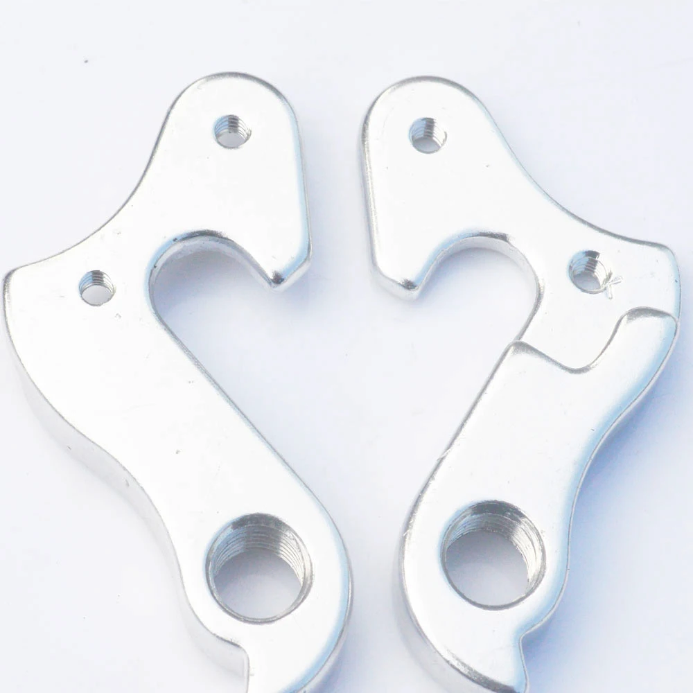 fitting rear derailleur