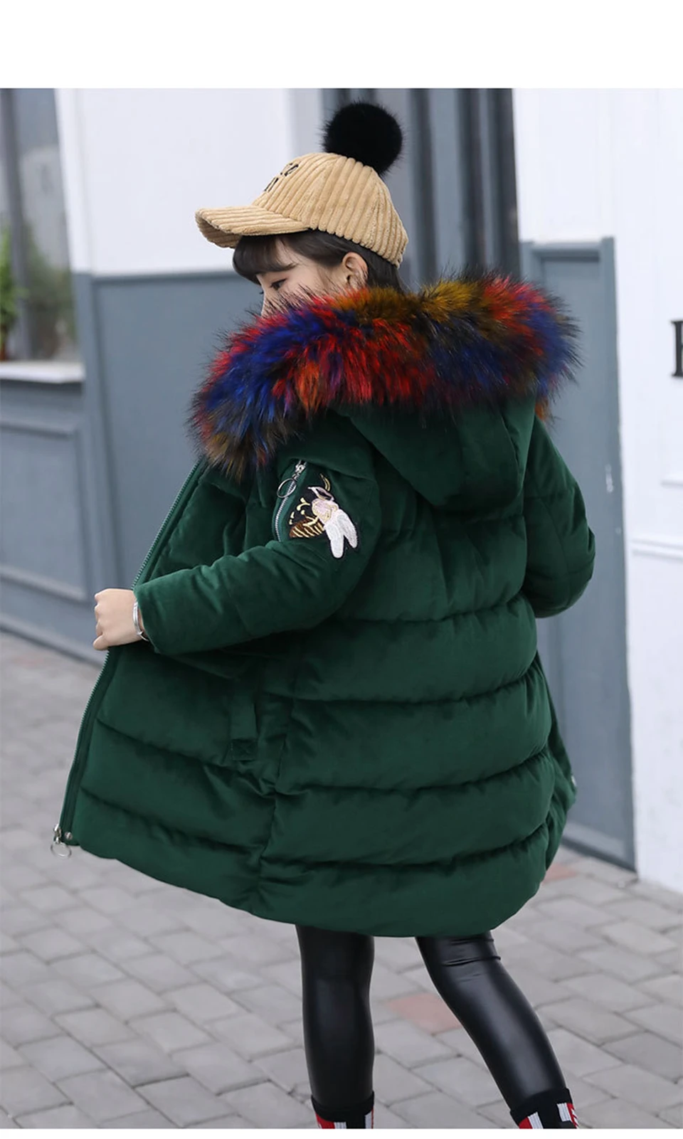 Г. Зимние куртки для девочек модные детские теплые парки с цветным мехом плотные длинные пуховые хлопковые пальто с капюшоном для девочек детская одежда