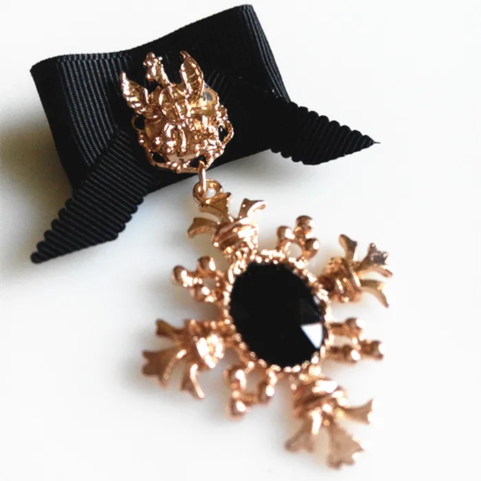 

New Free Shipping fashion Men's male female Neutral Brooch Baroque golden cross exaggerated exclusive original design Headdress