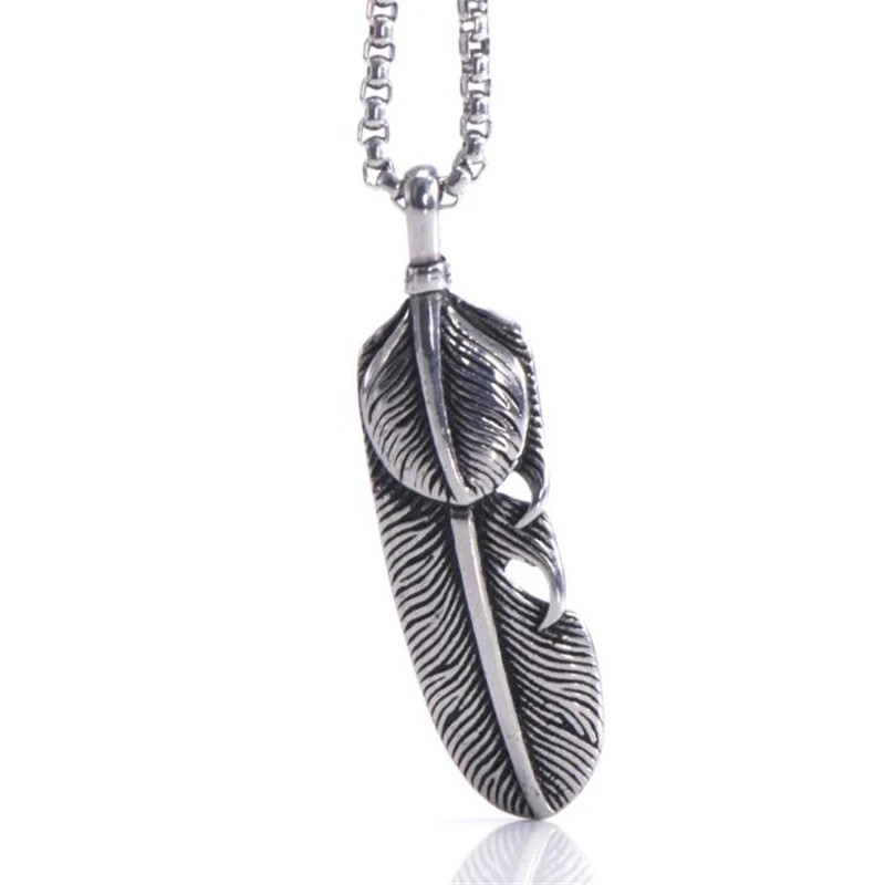 New feather Japan Takahashi Goro goro's Titanium Necklace Metal Feather