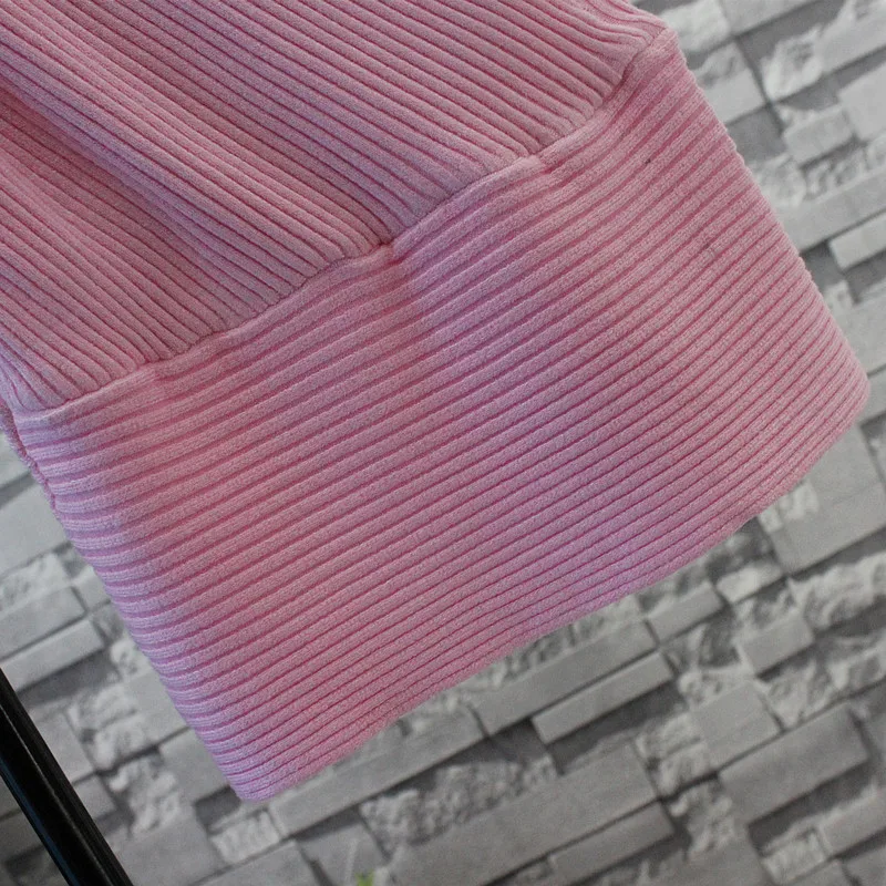 3857331553_1845869112