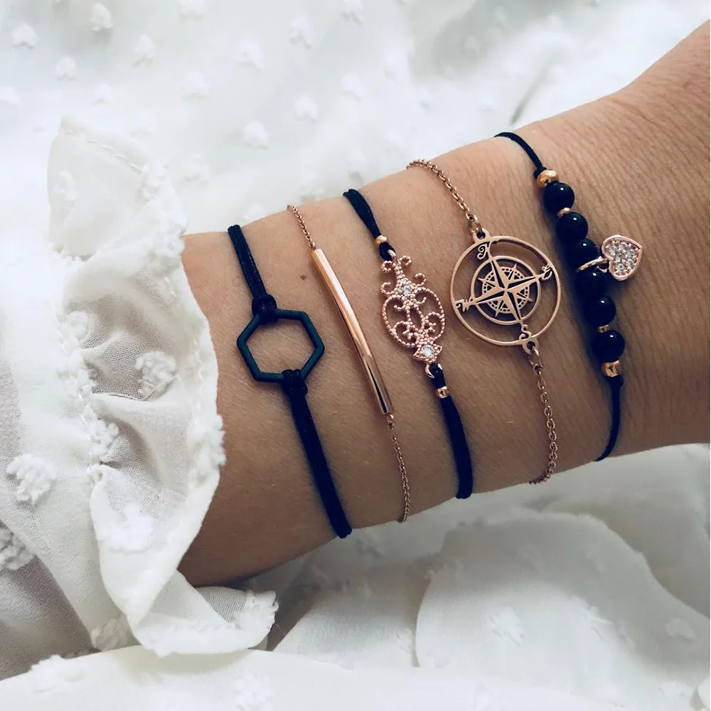 

5 Pcs/ Set Hollow Round Geometric Heart Crystal Pandent Chain Link Bracelet Set Black Gold Chain Bracelets For Women Jewelry