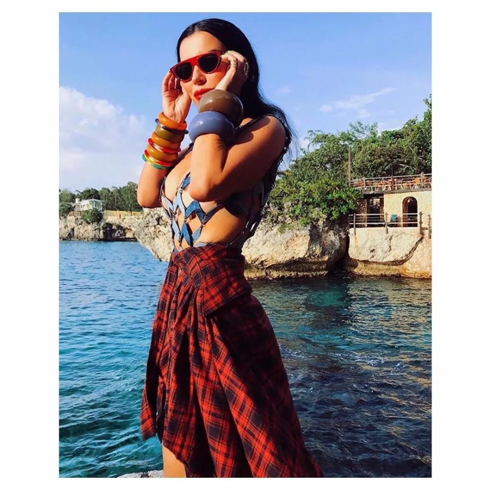 8753839419_102767928