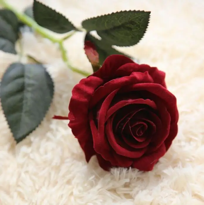 12 шт./лот моделирование романтическая роза Свадебные принадлежности мечтательный искусственные растения фланелевые роза синий и красный цвета искусственное домашнее растение украшения - Цвет: deep red
