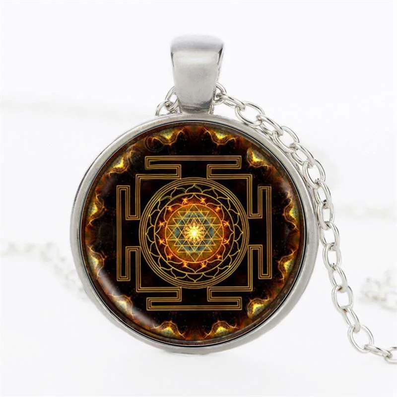 

Chakra Spiritual Buddhist Sri Lanka Yantra Pendant Necklace for Men Women Sacred Geometry Jewelry meditation Prayer Necklace