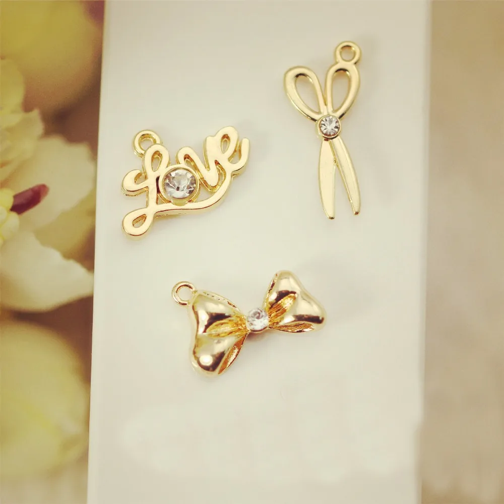 

DIY Fashion charm bracelet Scissors bow love metal charms for jewelry making Pendant floating charm Key Chains as Accessories