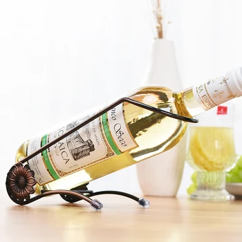 

New Pattern Simple Chrysanthemum Shape Bronze&Silvery Electroplate Iron Integral Type One Holder Red Wine Rack
