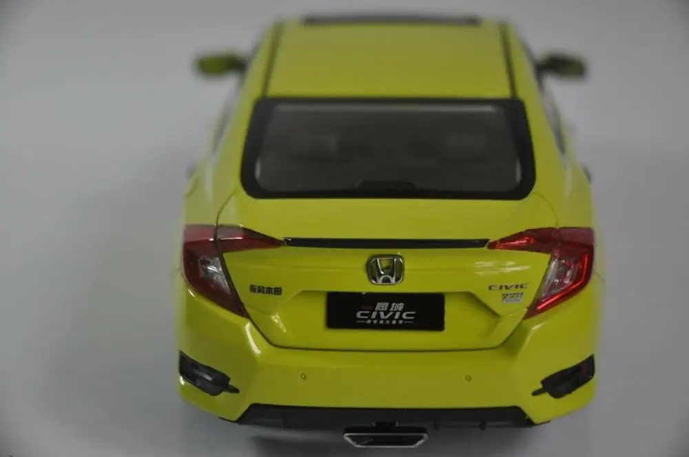 1:18 Модель литья под давлением для Honda Civic 2019 MK10 желтый седан игрушечный автомобиль