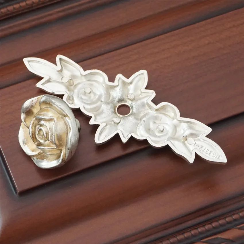 Rose Flower Dresser Pulls Handle Antique Silver Cabinet knobs Drawer Handle Country Cupboard Knob Rustic Kitchen Hardware Rose Flower Dresser Pulls Handle Antique Silver Cabinet knobs Drawer Handle Country Cupboard Knob Rustic Kitchen Hardware