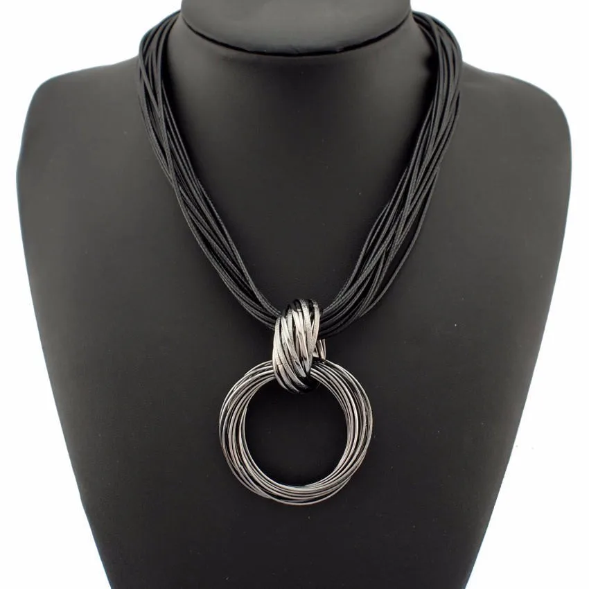 MANILAI кластер винтажный крест сплав круглый кулон много черного ожерелье из кожаной цепи аксессуары ювелирные изделия для женщин - Окраска металла: Gun Black