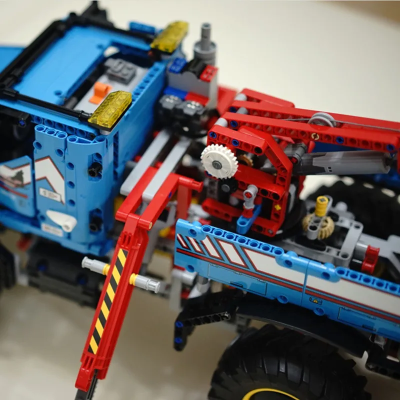 IN-STOCK-H-HXY-20056-1912Pcs-The-Ultimate-All-Terrain-6X6-Remote-Control-Truck-Set-Lepin (3)