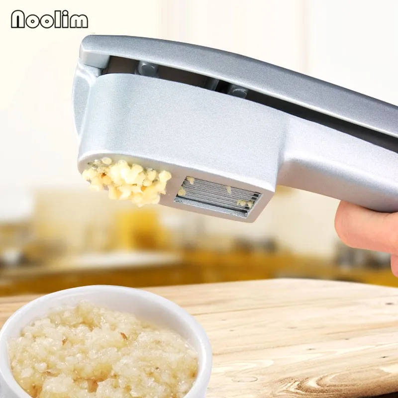 NOOLIM Garlic Press Mincer Slicer 2 in 1 Kitchen Gadget Aluminium
